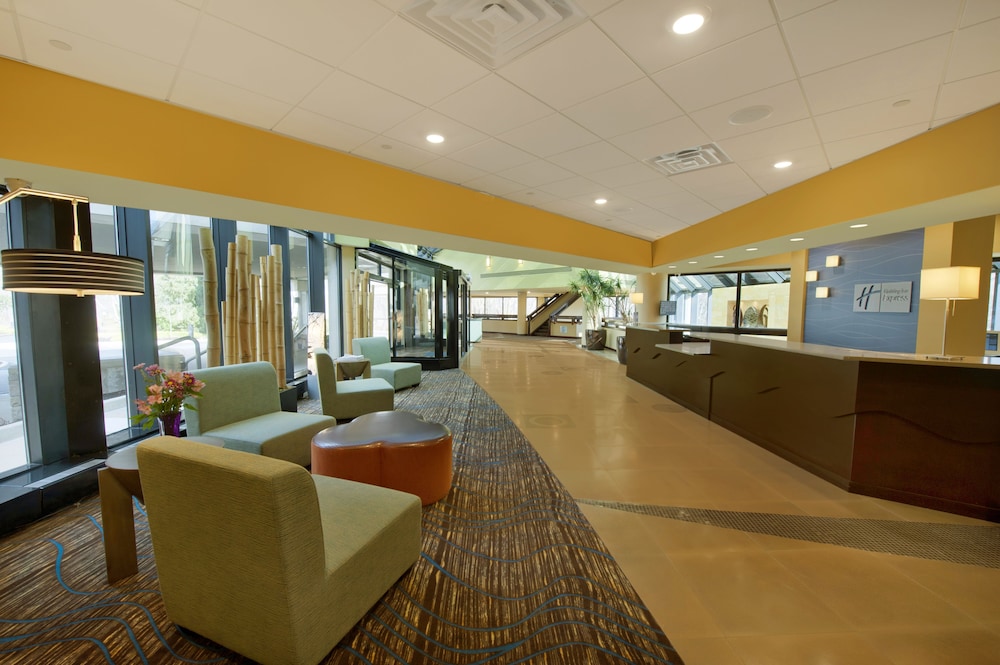 HOLIDAY INN EXPRESS PRINCETON SOUTHEAST 5/69
