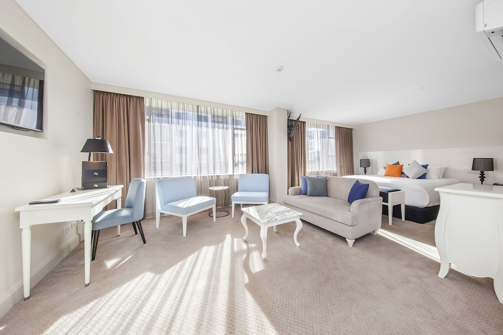 Canberra Rex Hotel 40/67