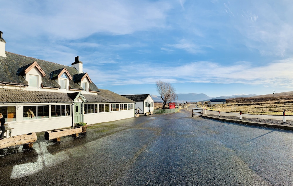 Aultguish Inn 40/50