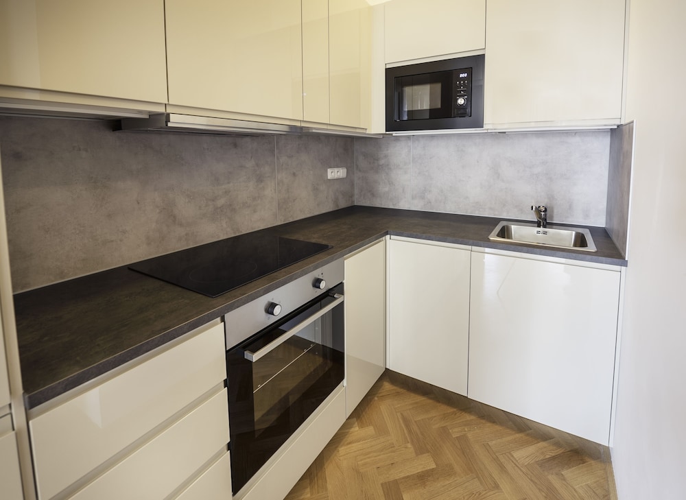 Letna Garden Suites 65/66