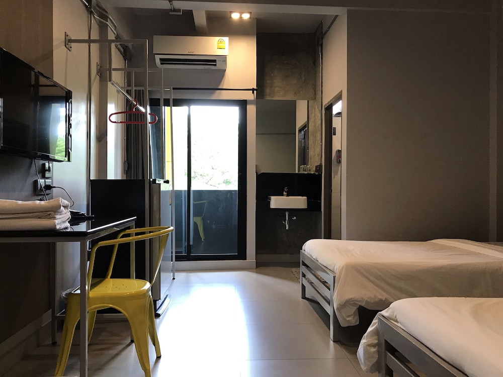 S1 Hostel 28/61
