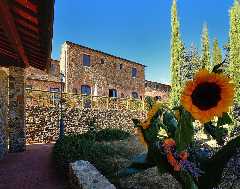 Antico Borgo Casalappi 36/73