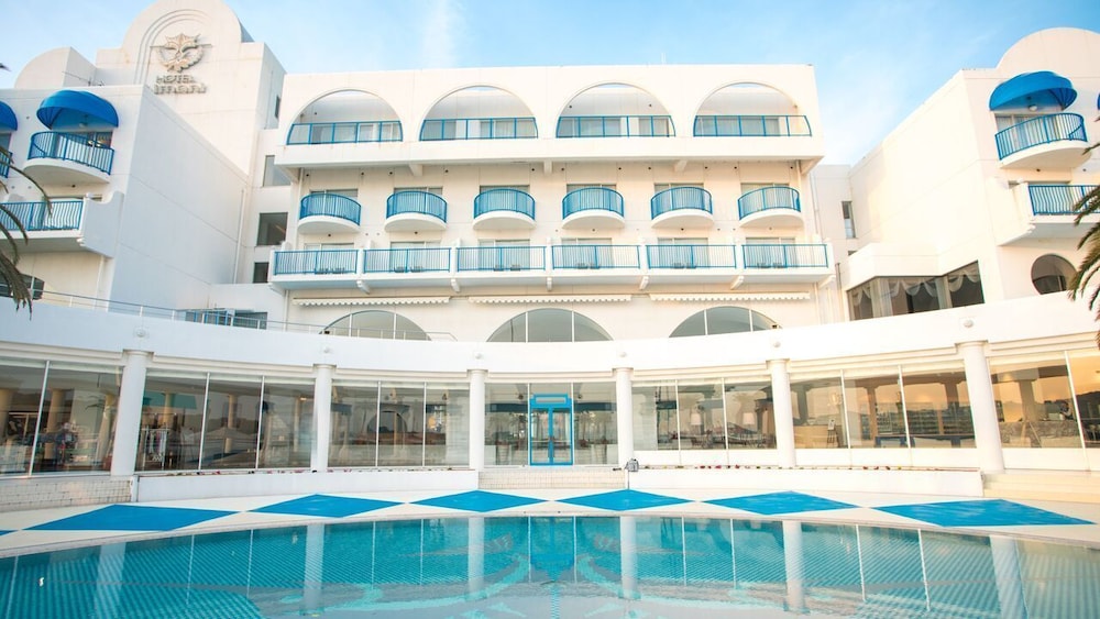 HOTEL LIMANI 2/64