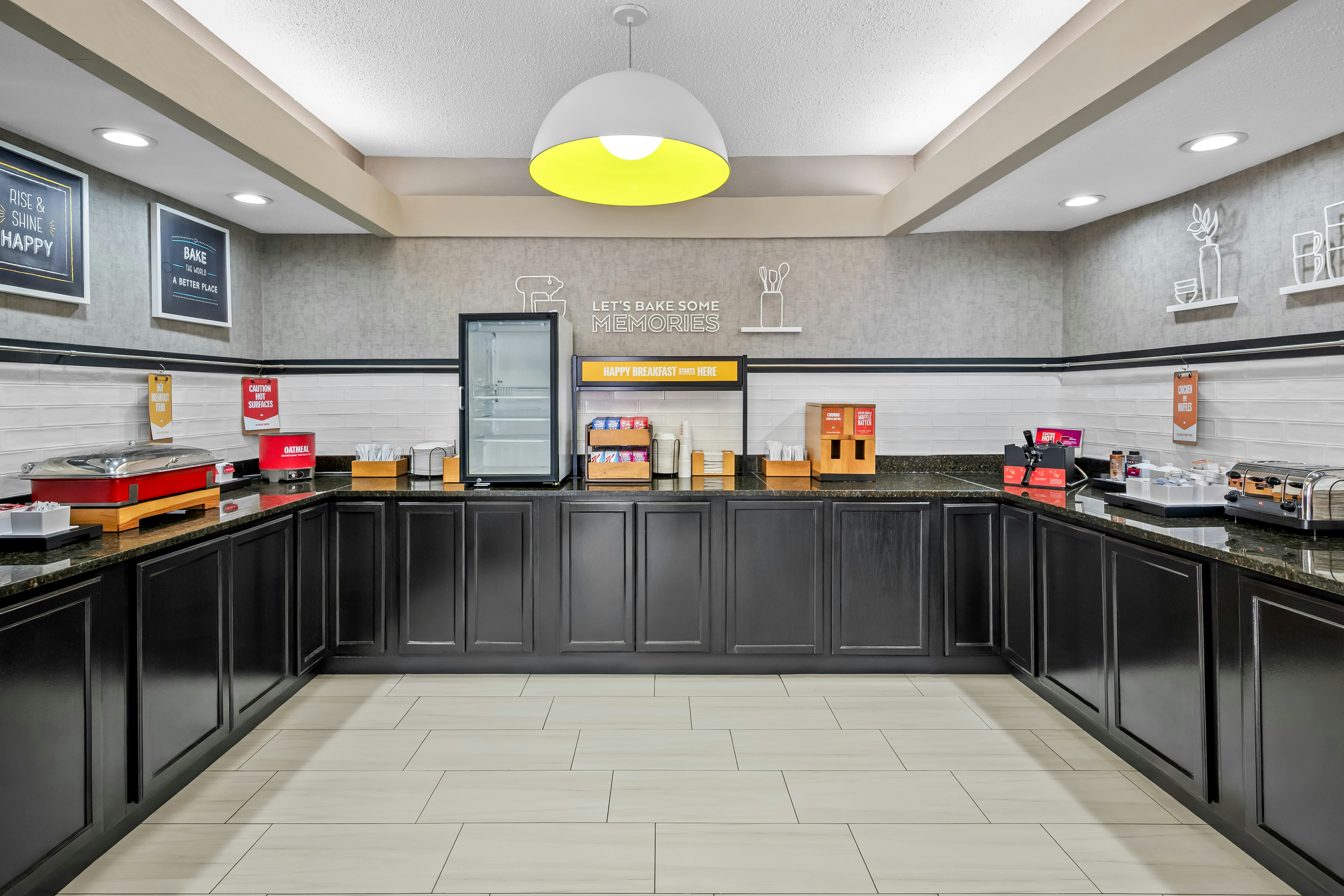 Hampton Inn Bloomington West 12/45