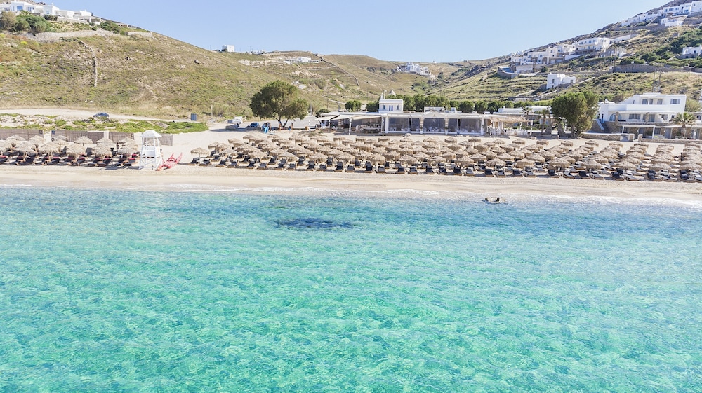 Elia Beach Hotel 44/47
