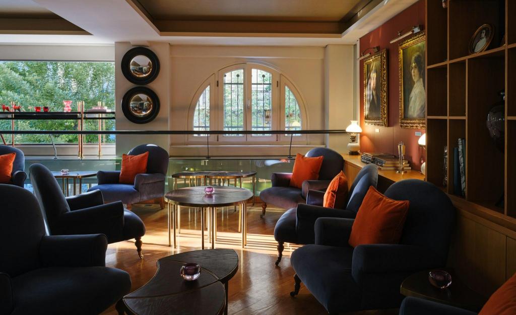 Excelsior Hotel 50/60