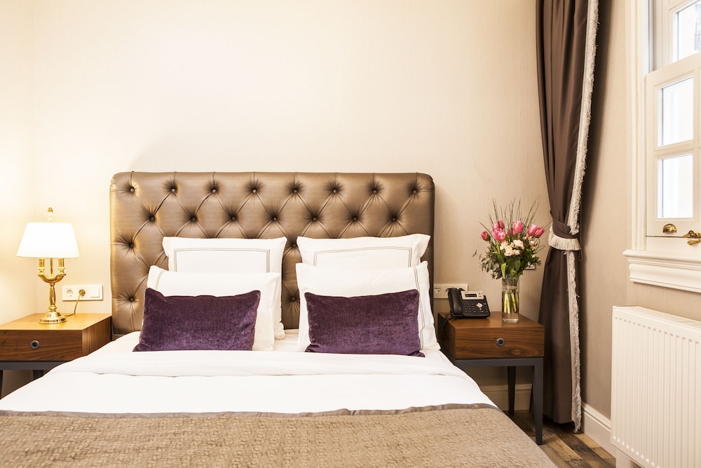 Meroddi Pera Hotel 23/46