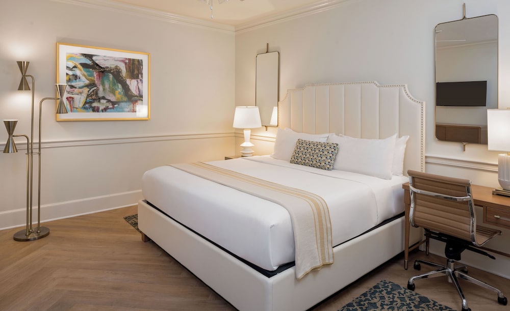 PREMIUM, KING BED