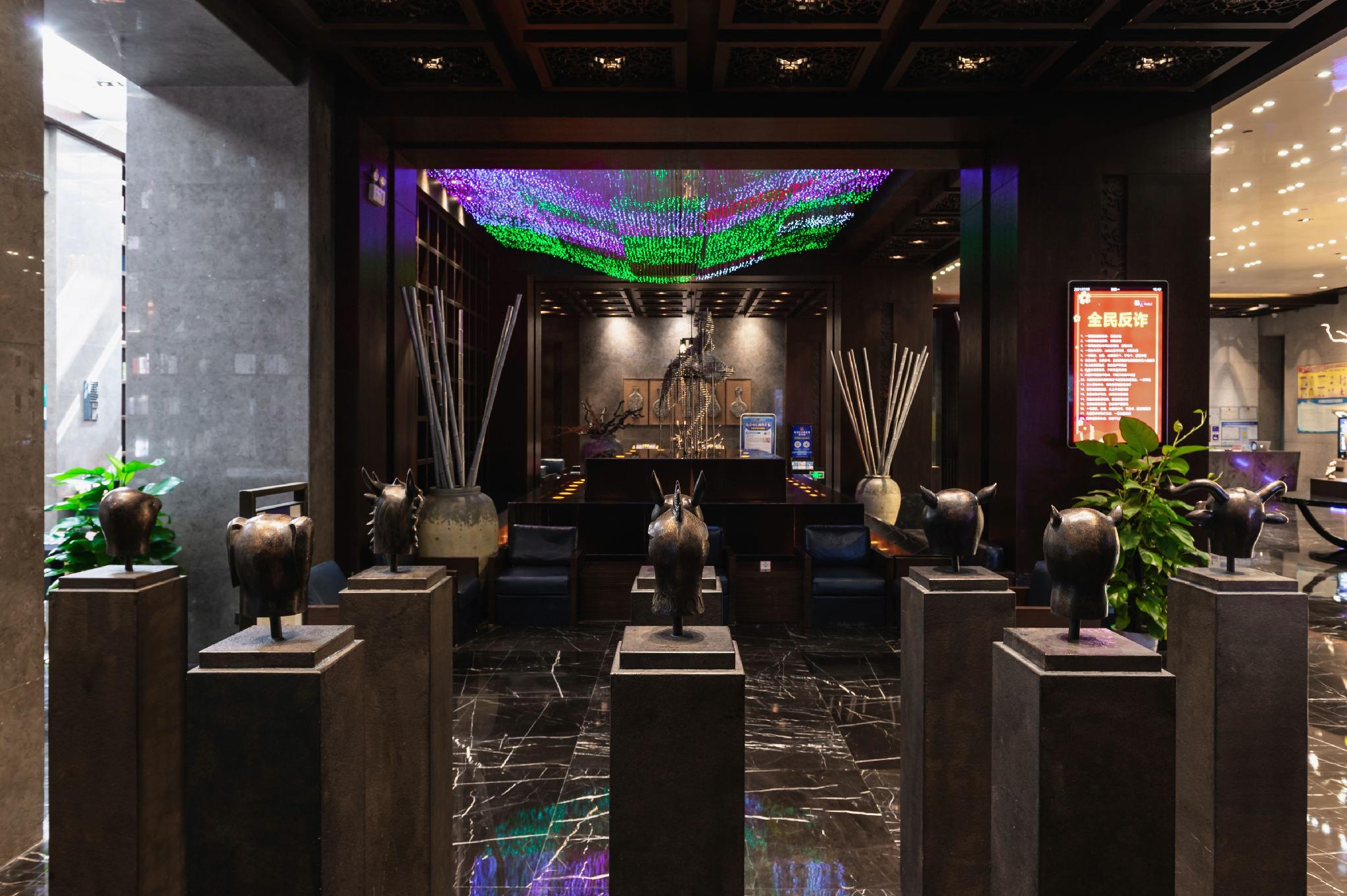 Le Noble Hotel 35/45