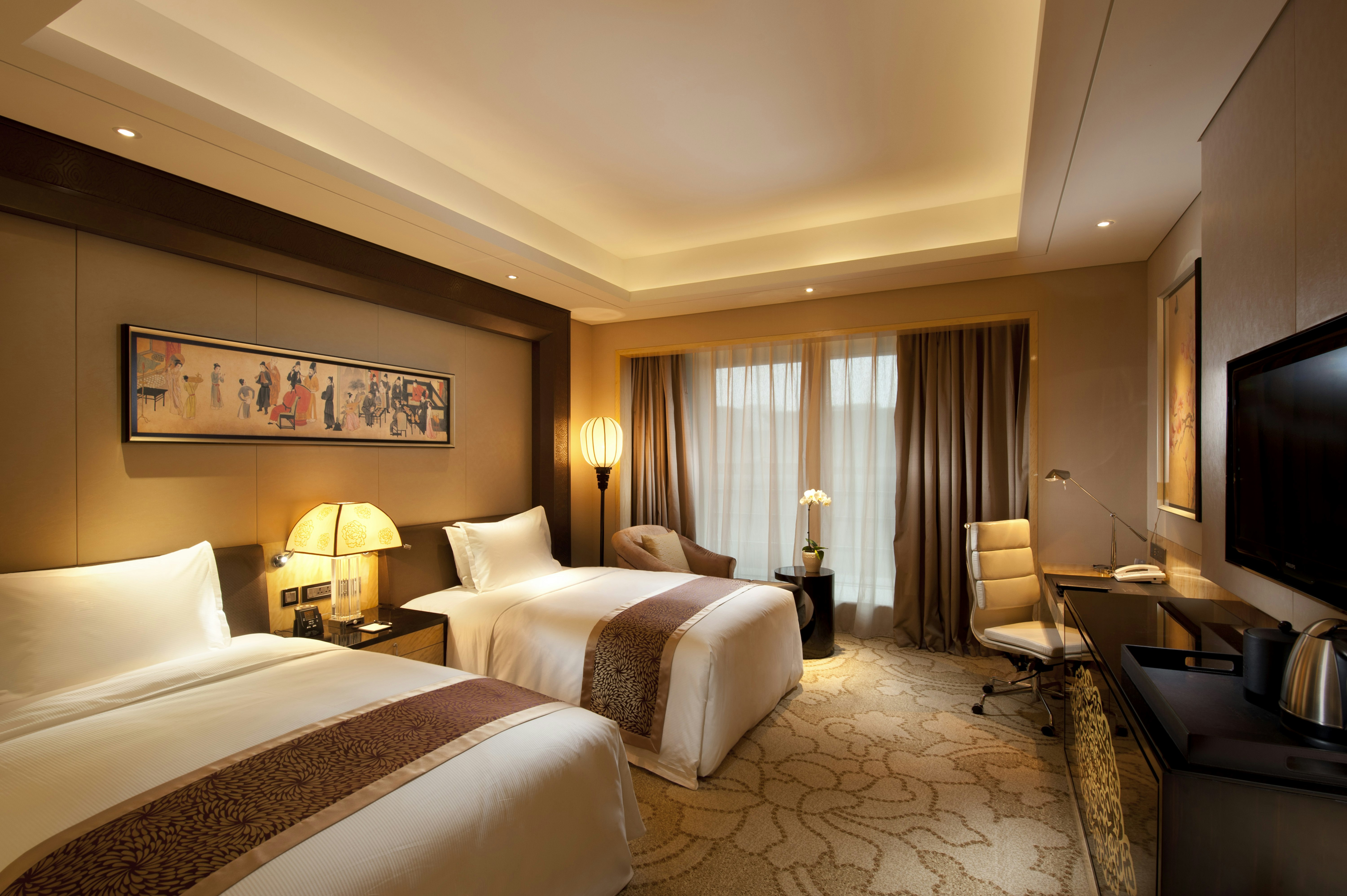 EXECUTIVE, TWIN BEDS