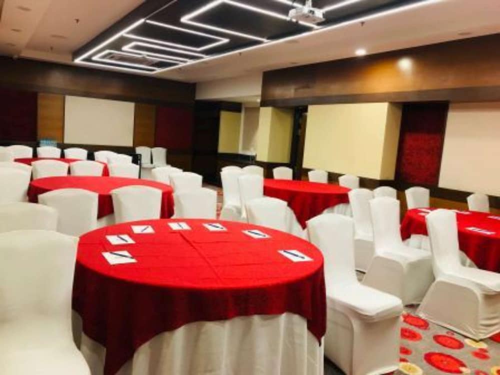 Nirwana Hometel Jaipur A Sarovar Hotel 46/50