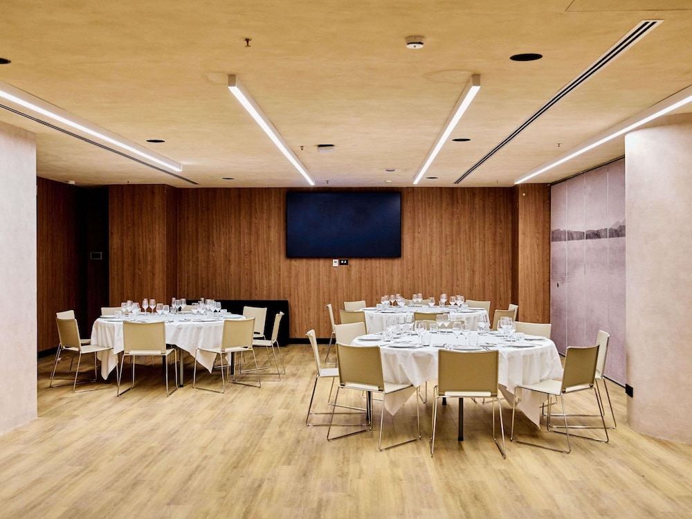 Novotel Valencia Lavant 54/65