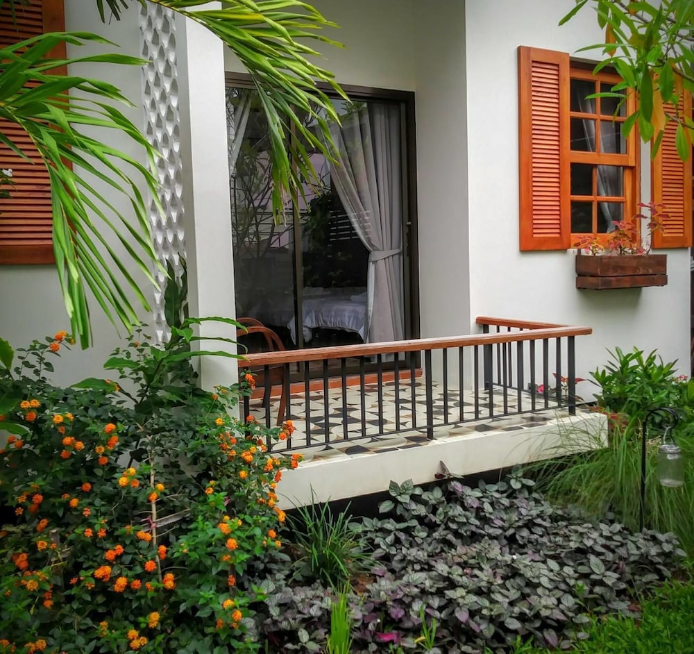 Phumin Place Hotel 26/28