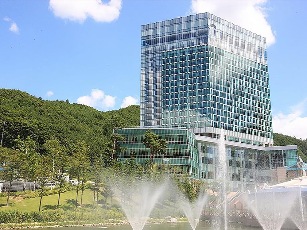 High1 Grand Hotel Convention Tower 5/64