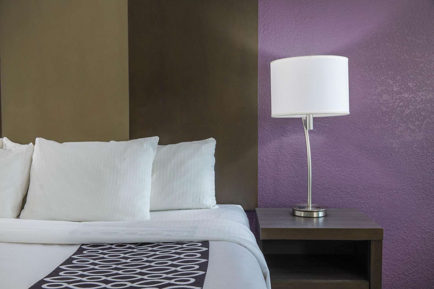 La Quinta Inn & Suites by Wyndham Chattanooga - East Ridge 13/24