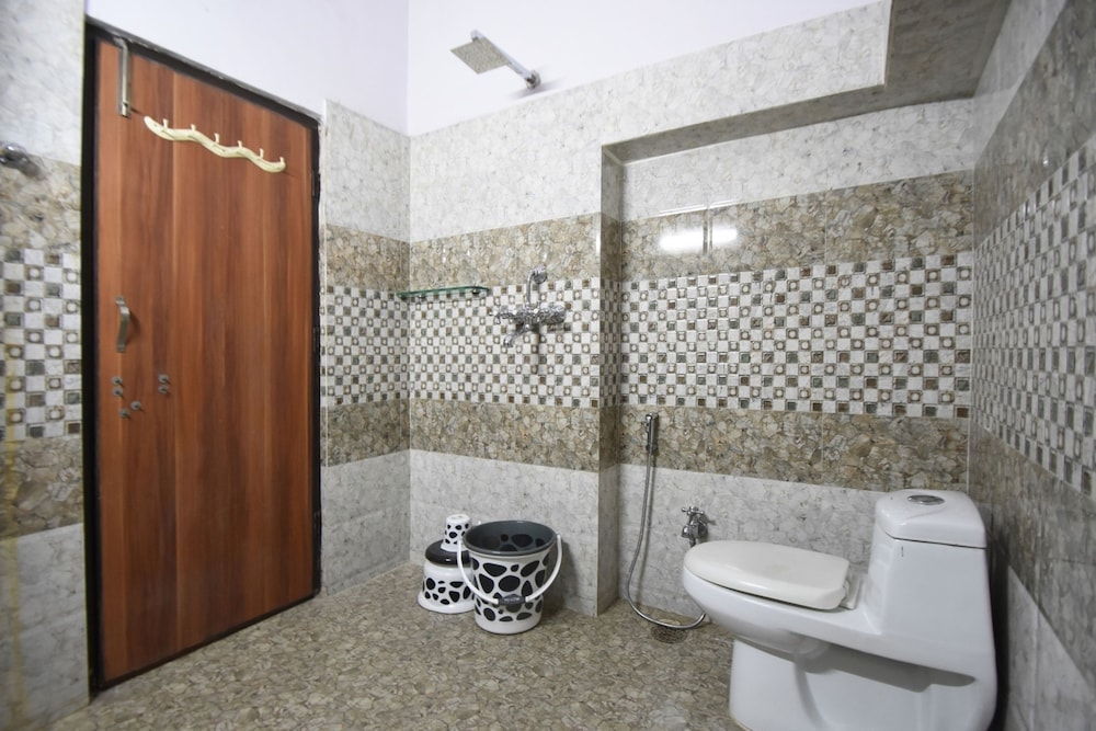 Virasat Mahal Heritage Hotel 32/33