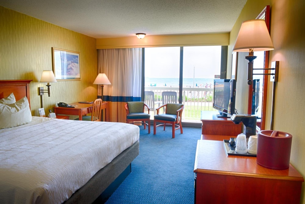 The Oceanfront Inn 13/42