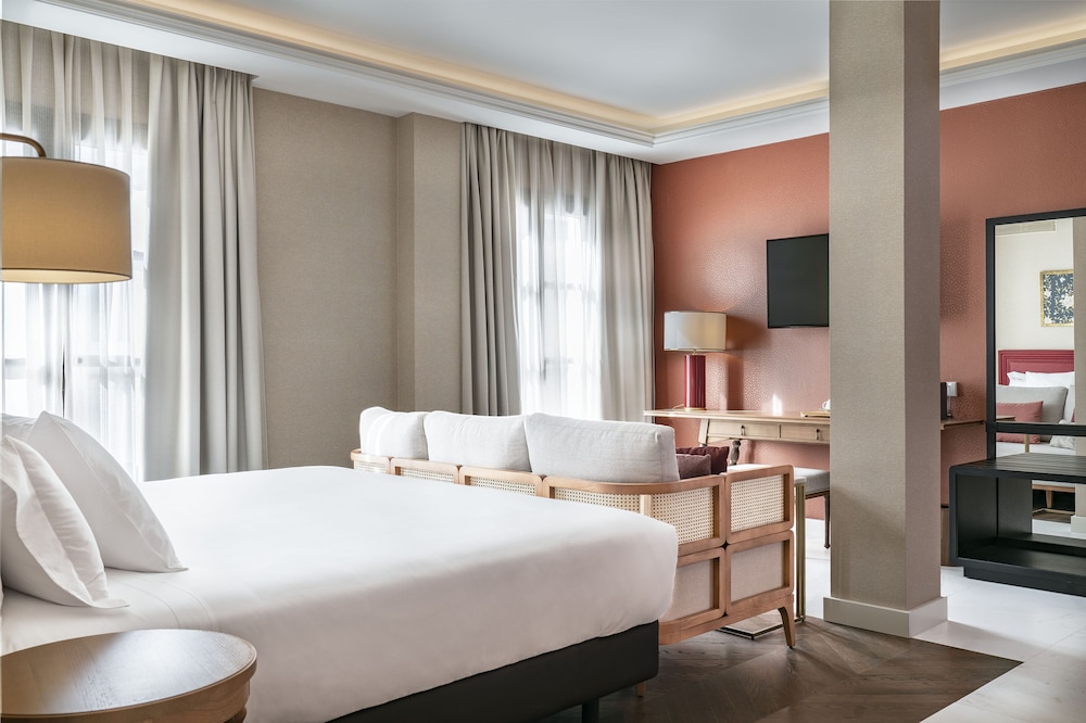 DELUXE, DOUBLE BED, TERRACE