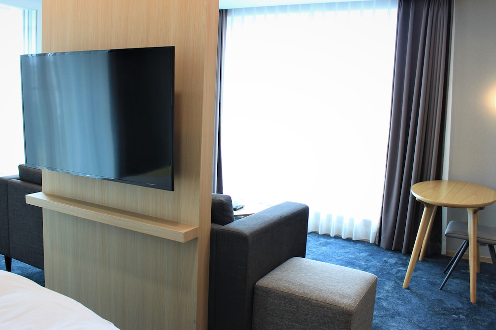 CO-OP CITY HOTEL SEONGSAN 49/71