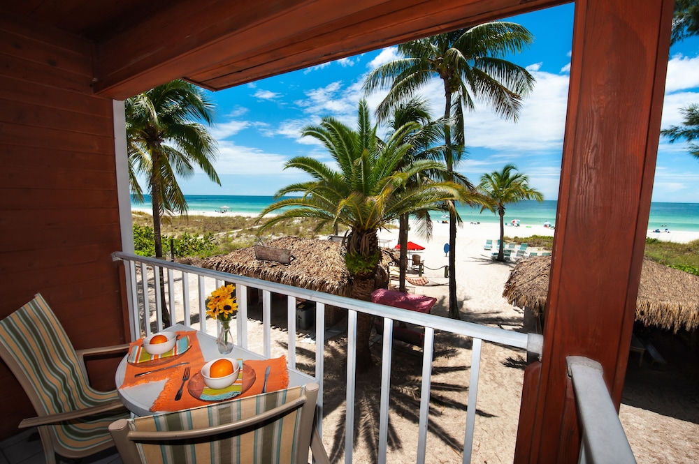 Cedar Cove Resort & Cottages 60/78