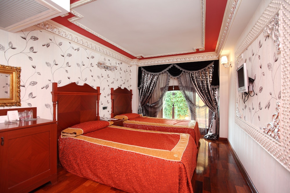 Deluxe Golden Horn Sultanahmet Hotel 13/47