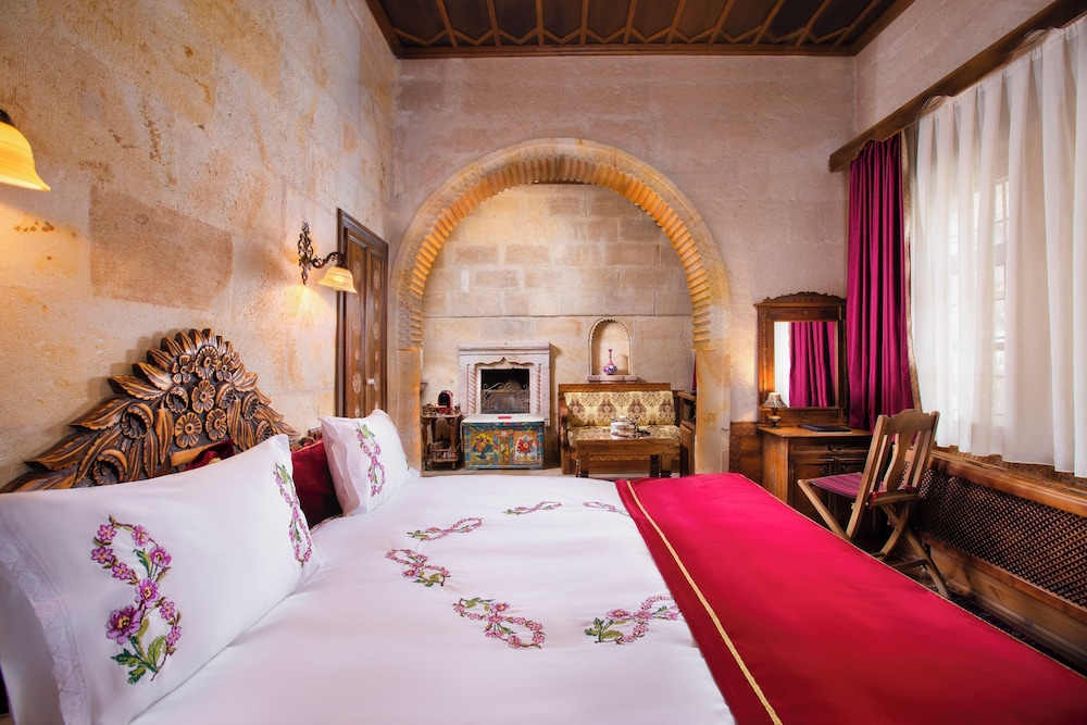 Deluxe, 2 King Beds