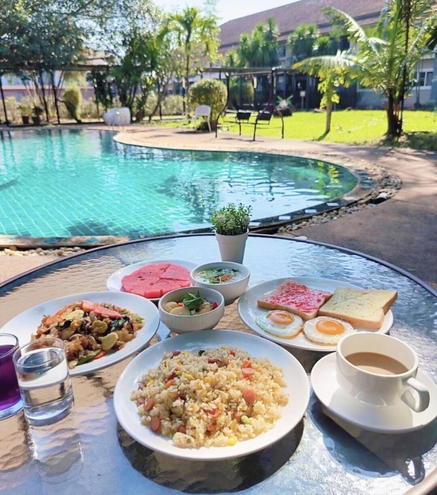 Bandu Resort 30/33
