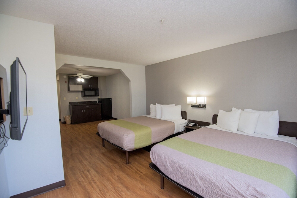 Motel6 New Iberia, LA 16/58