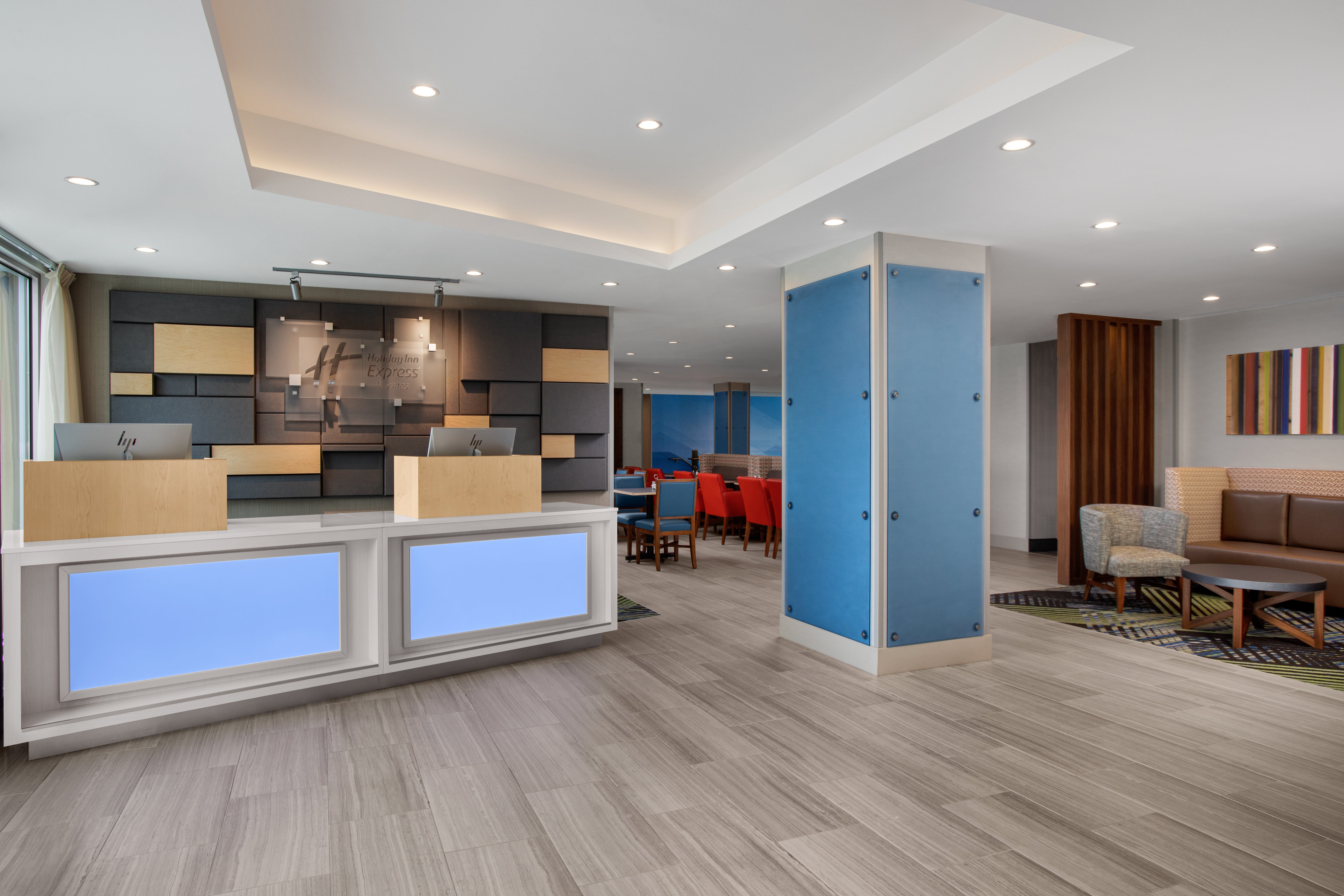 Holiday Inn Express & Suites Woodside LaGuardia Airport 6/30