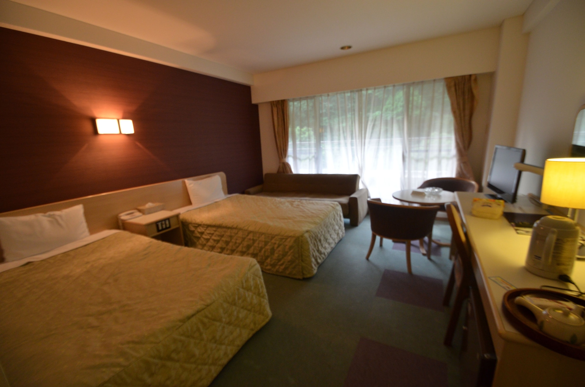 STANDARD, TWIN BEDS, HOT SPRING BATH