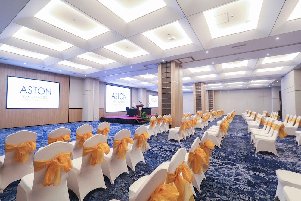 Aston Kartika Grogol Hotel and Conference Center 35/42