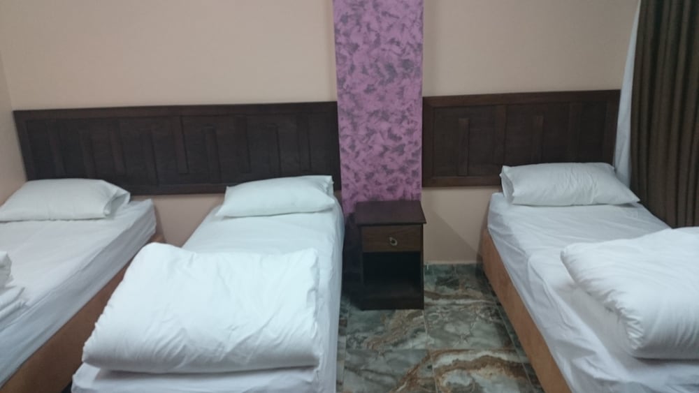 Sea Beach Hotel 34/44