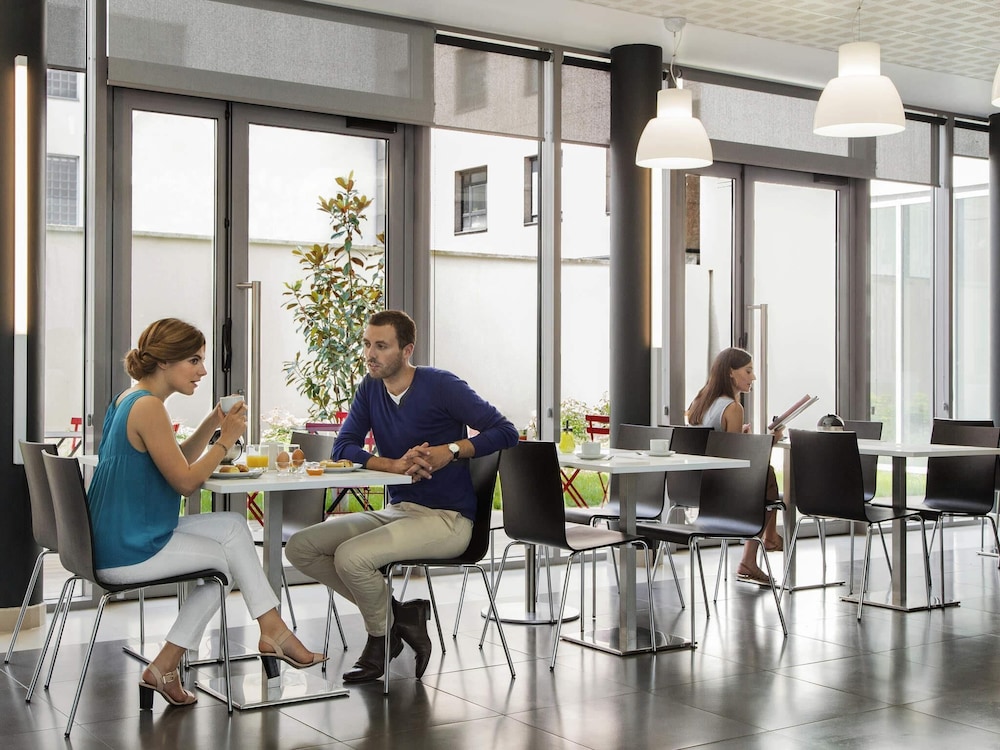 Adagio Access Paris Clichy 30/63