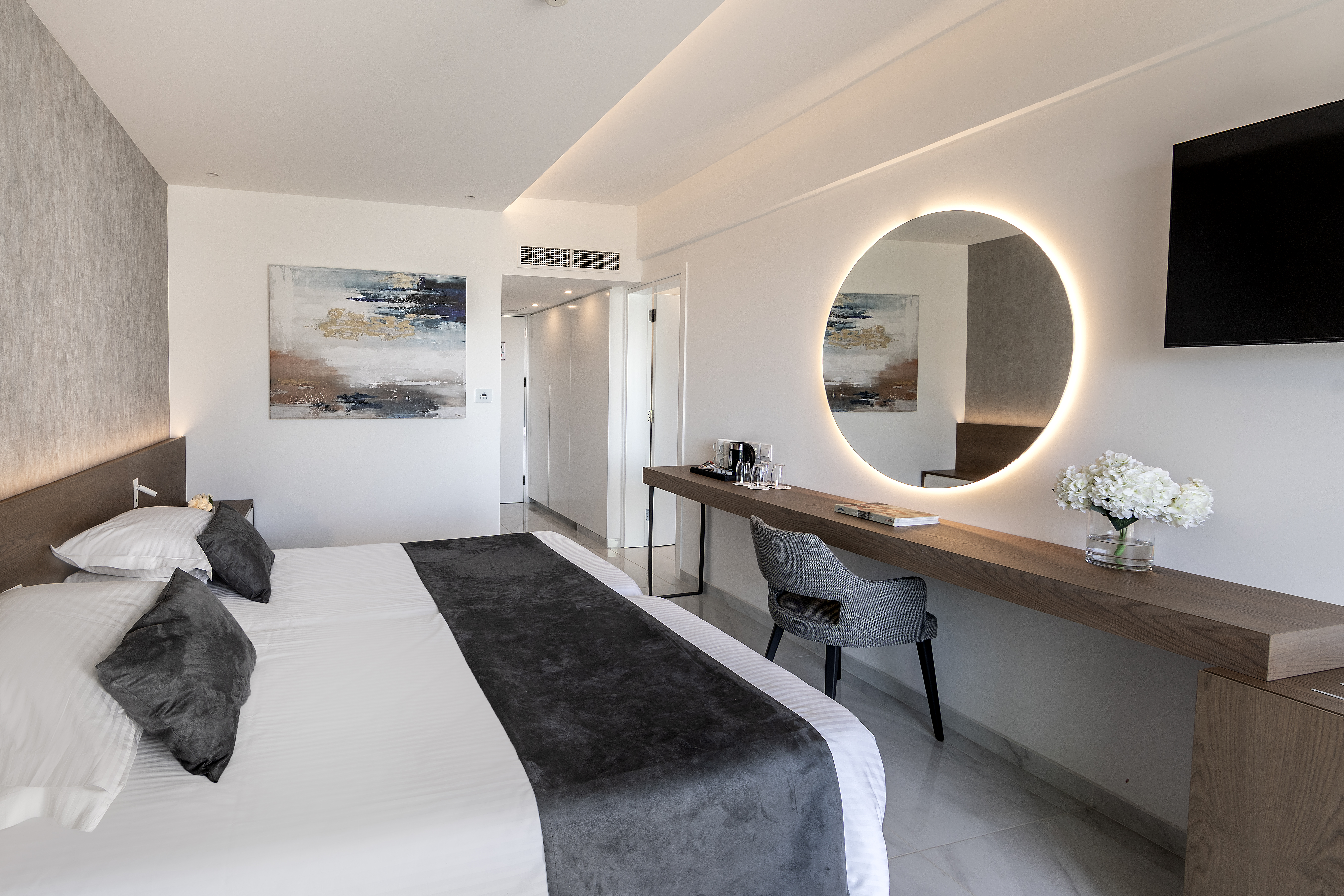 2 Bedrooms, Family, Lateral Side Sea View، Pavlo Napa Beach Hotel 5/9