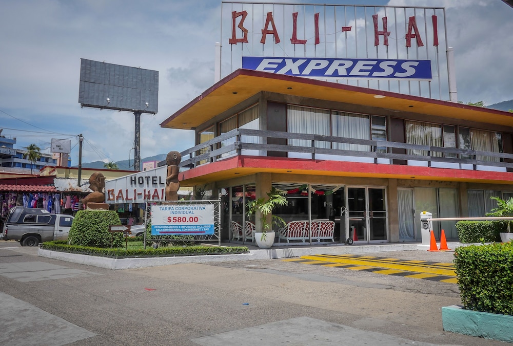 Bali - Hai 18/68