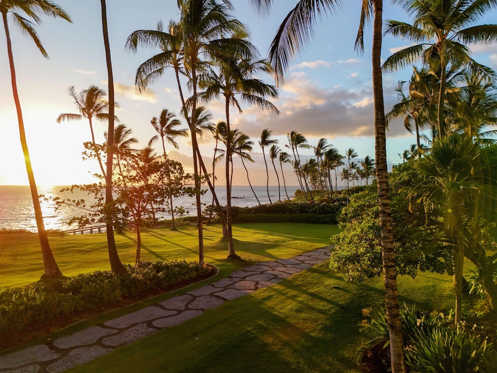 Andaz Maui at Wailea Resort A concept by Hyatt 70/74