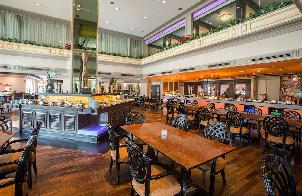 Centara Riverside Hotel Chiang Mai 59/75