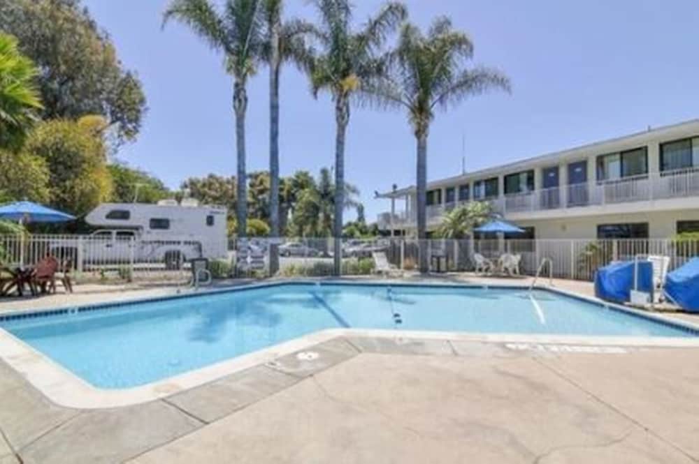 Motel6 Goleta, CA - Santa Barbara 52/57