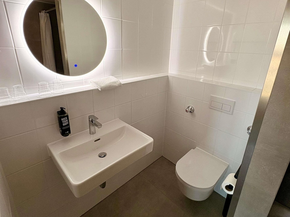 IBIS NUERNBERG ALTSTADT 64/66