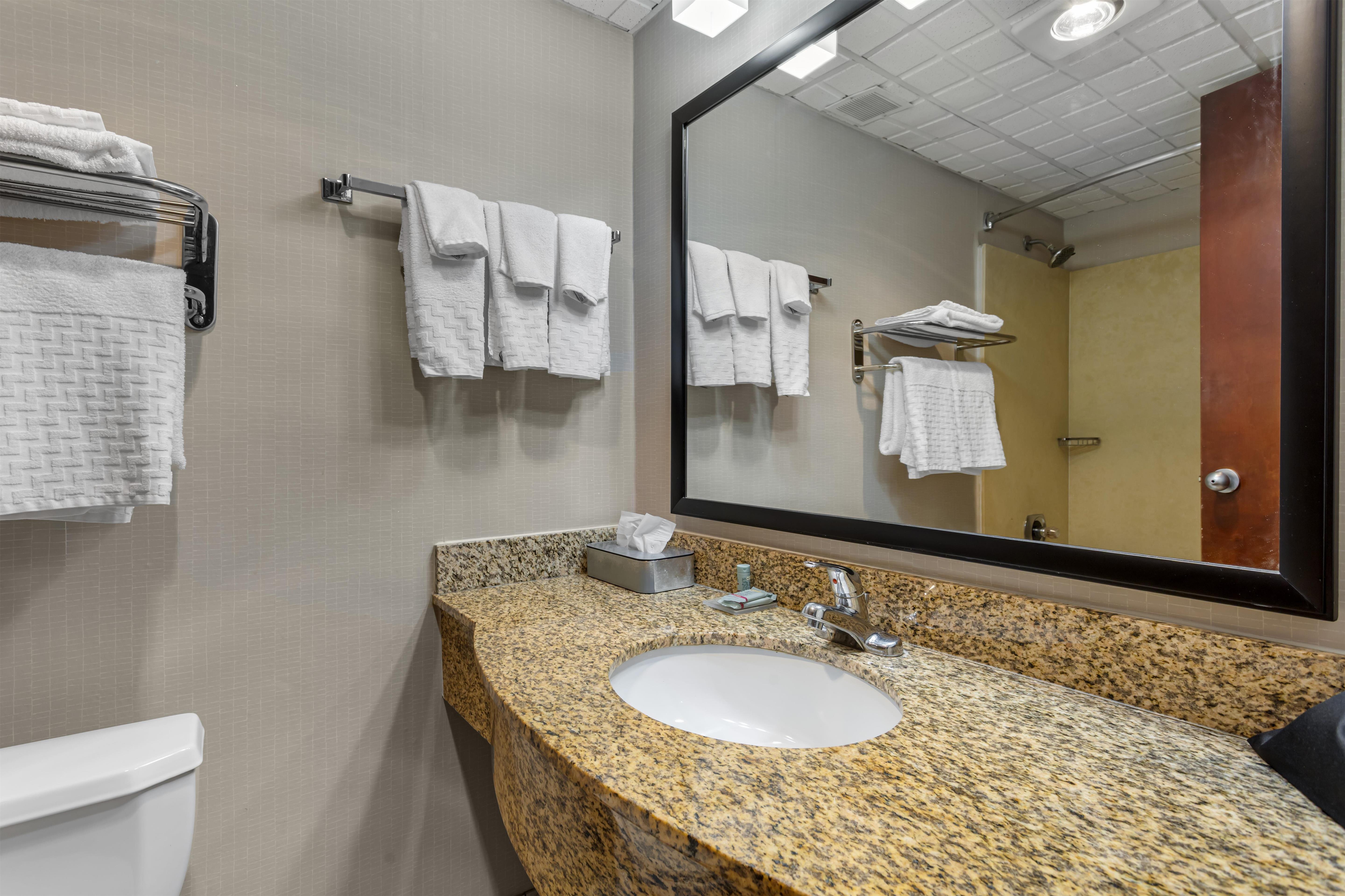غرفة بسرير مزدوج، Best Western Hunt's Landing Hotel Matamoras/Milford 4/4