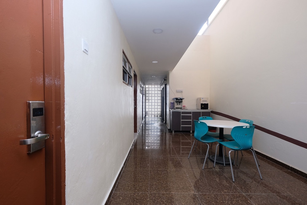OYO 1104 Q Hotel 20/22