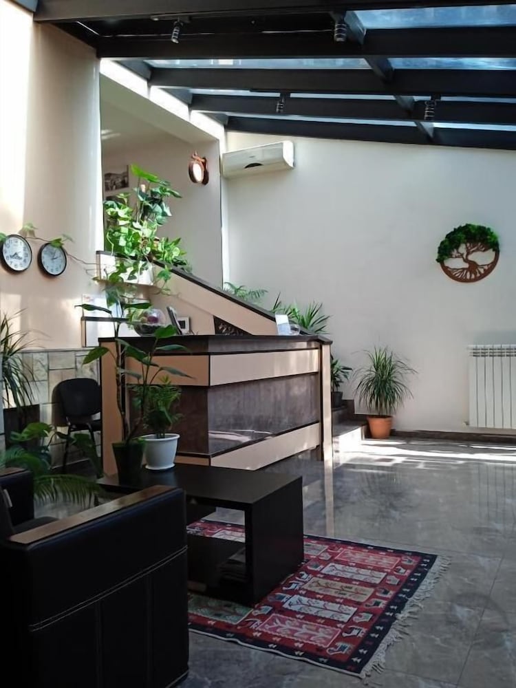 Sani Hotel 3/41