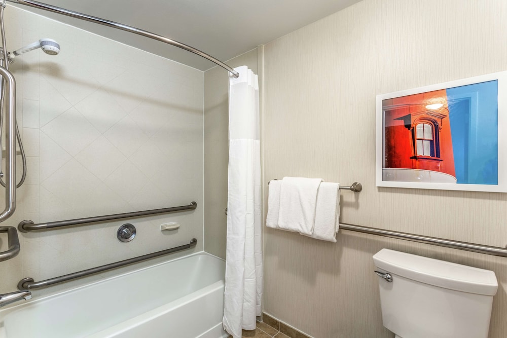 Hampton Inn Boston/Peabody 16/41