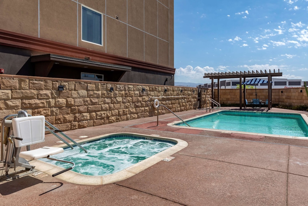 Best Western Plus Coachella Valley Inn & Suites 11/58