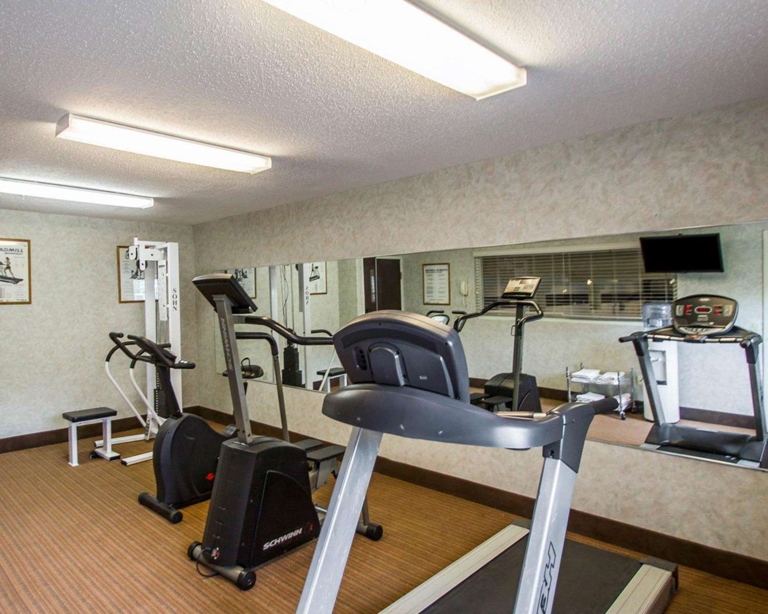 Sleep Inn & Suites Niantic North 22/36