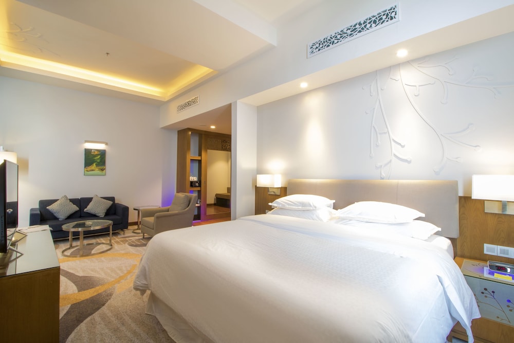 FOUR POINTS BY SHERATON MANADO 11/51