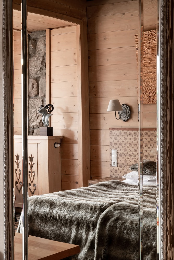 Aries Hotel Spa 25/50