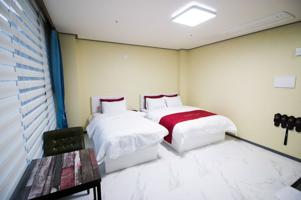 The Stay Hostel 17/31