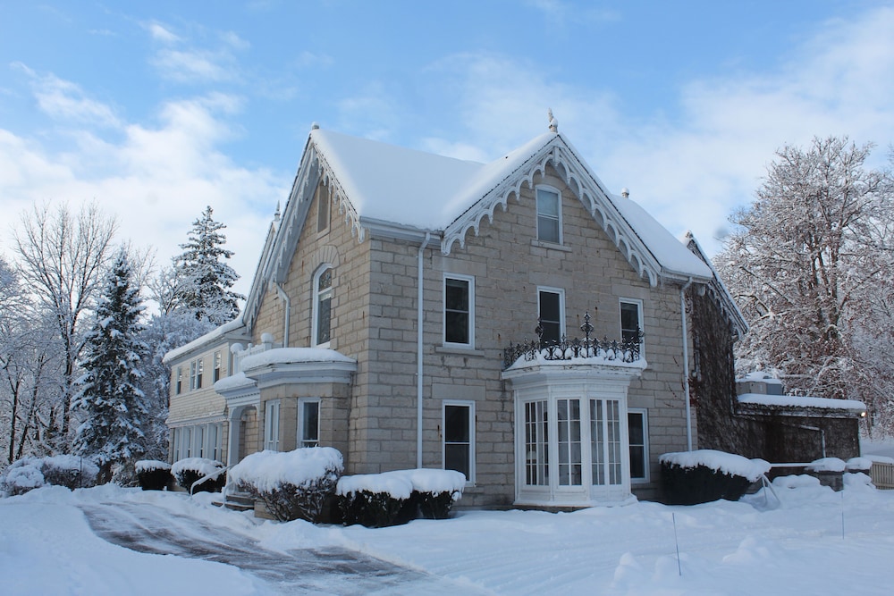 Westover Inn 4/69