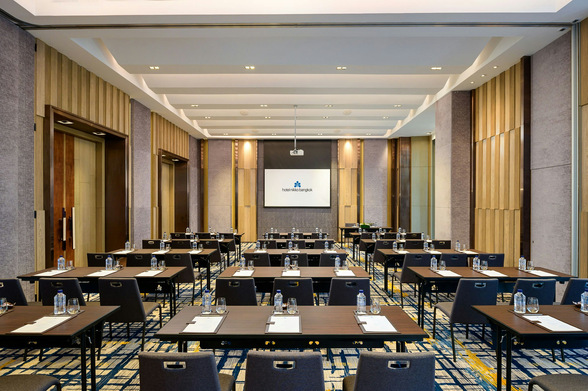 Hotel Nikko Bangkok 43/52